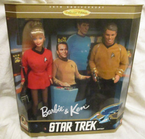 Allerede for 20 år siden meldte Barbie og Ken sig til Star Fleet.